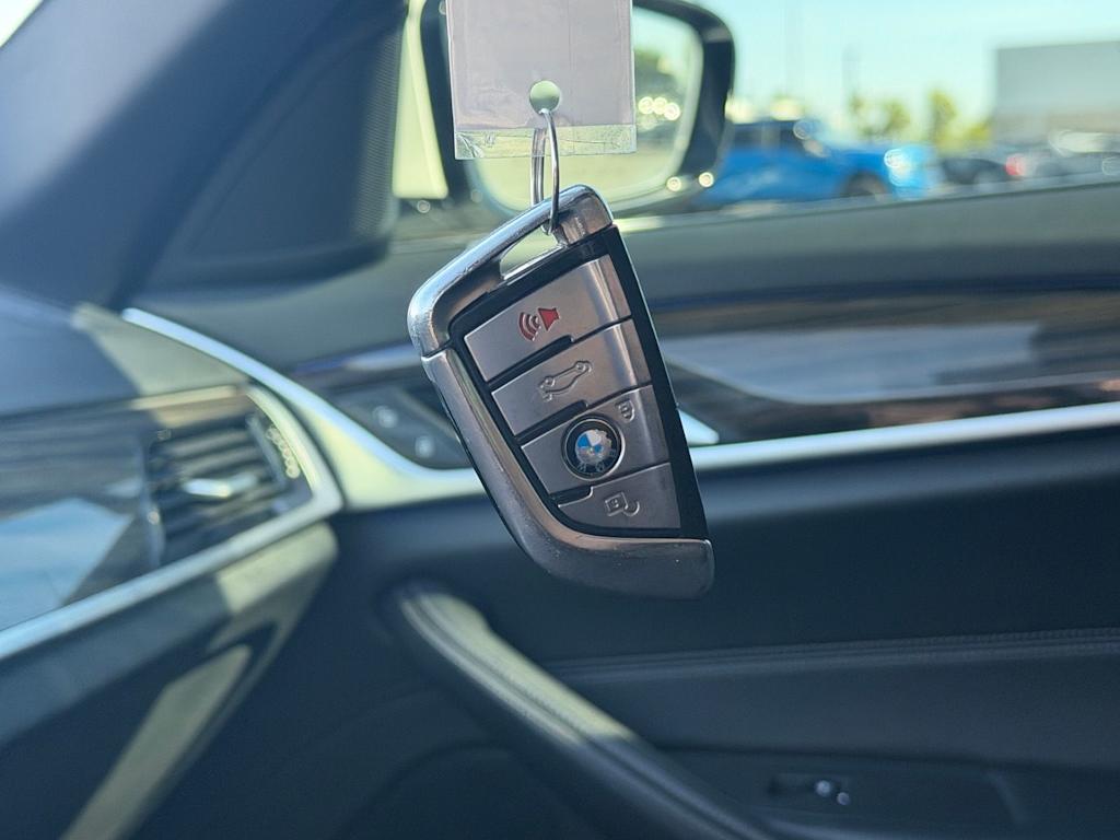 Thumbnail: 2020 BMW 5 Series - 11