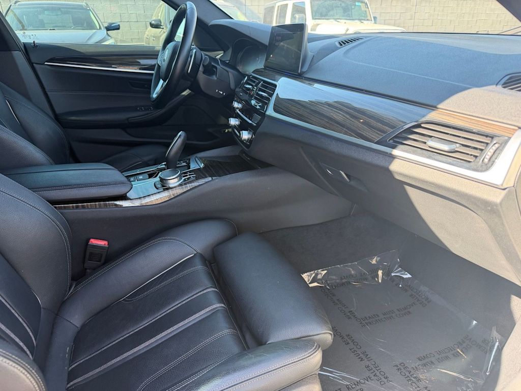 Thumbnail: 2020 BMW 5 Series - 2