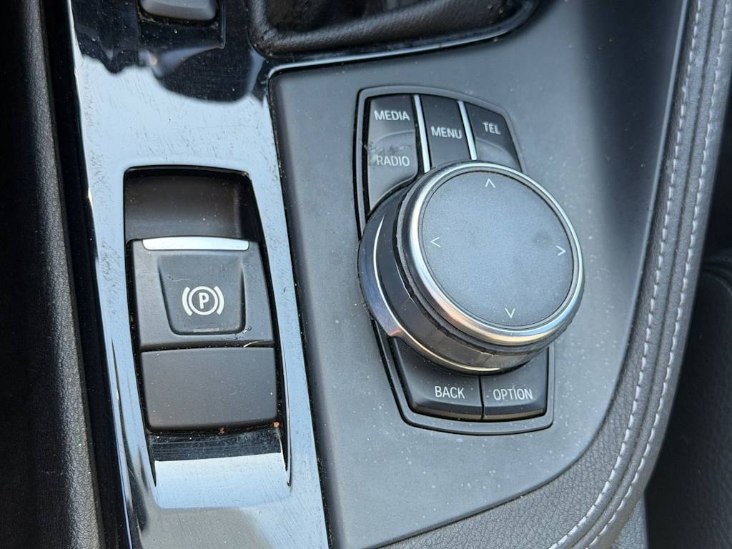 Thumbnail: 2016 BMW X1 - 18