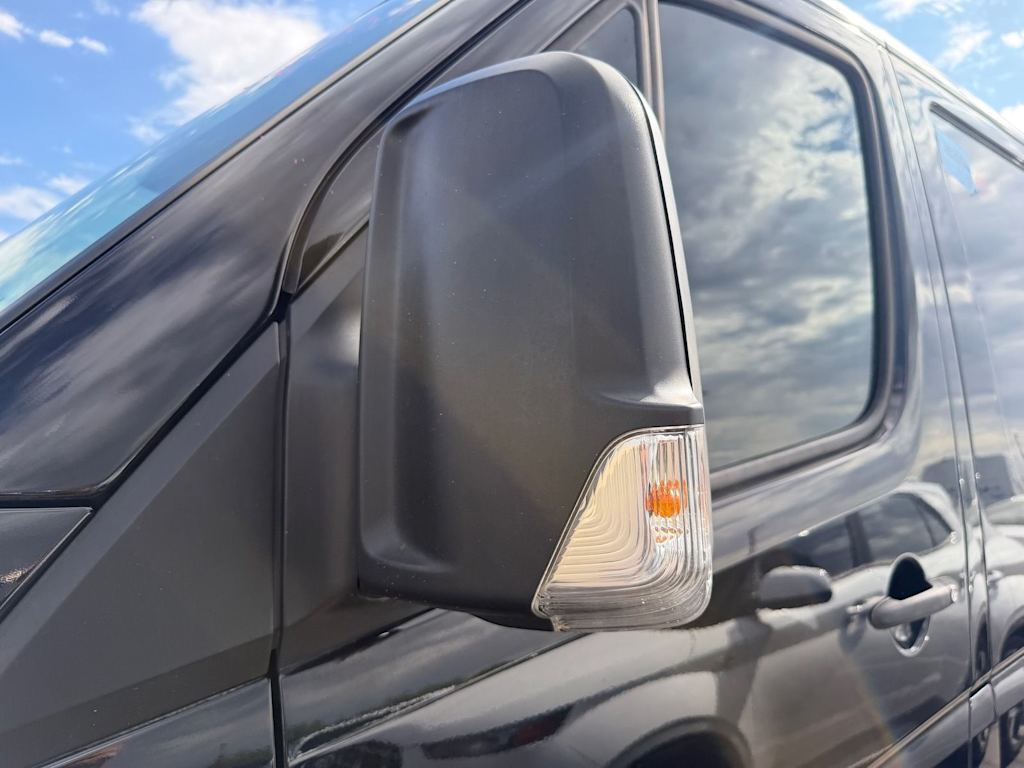 Thumbnail: 2015 Mercedes-Benz Sprinter - 4