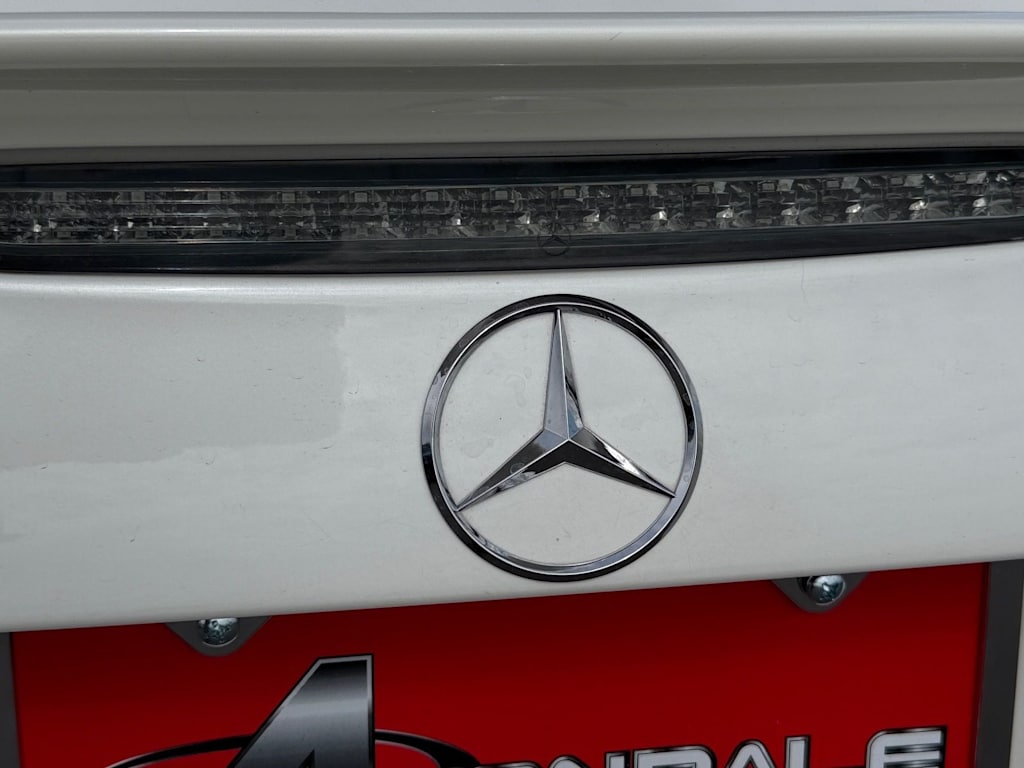 Thumbnail: 2009 Mercedes-Benz SL-Class - 7