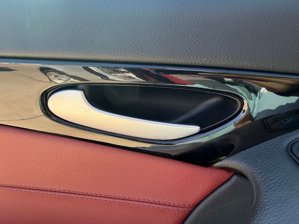Thumbnail: 2009 Mercedes-Benz SL-Class - 21