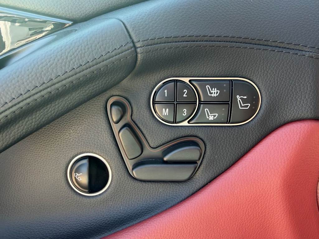 Thumbnail: 2009 Mercedes-Benz SL-Class - 20