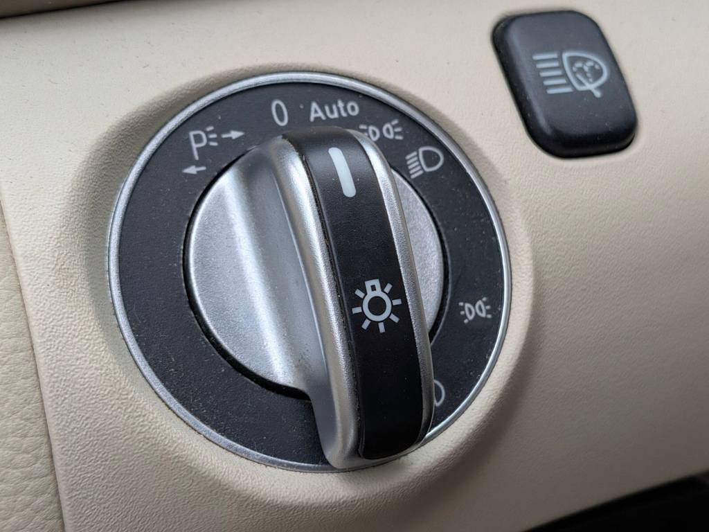 Thumbnail: 2009 Mercedes-Benz SL-Class - 4