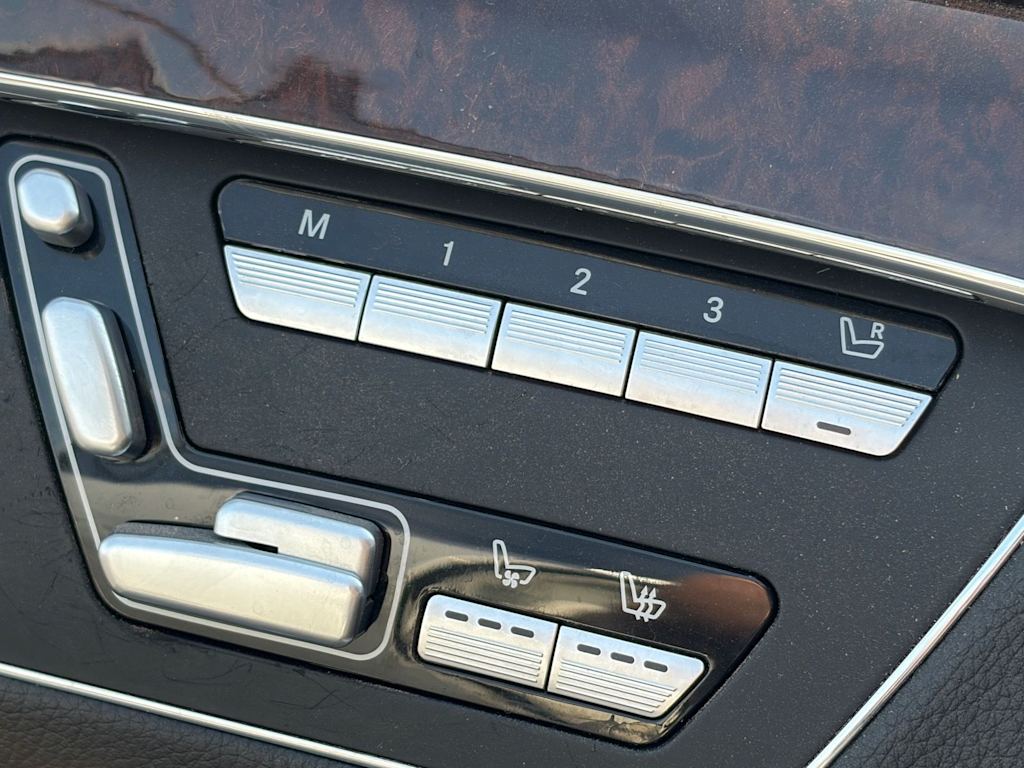 Thumbnail: 2013 Mercedes-Benz S-Class - 12