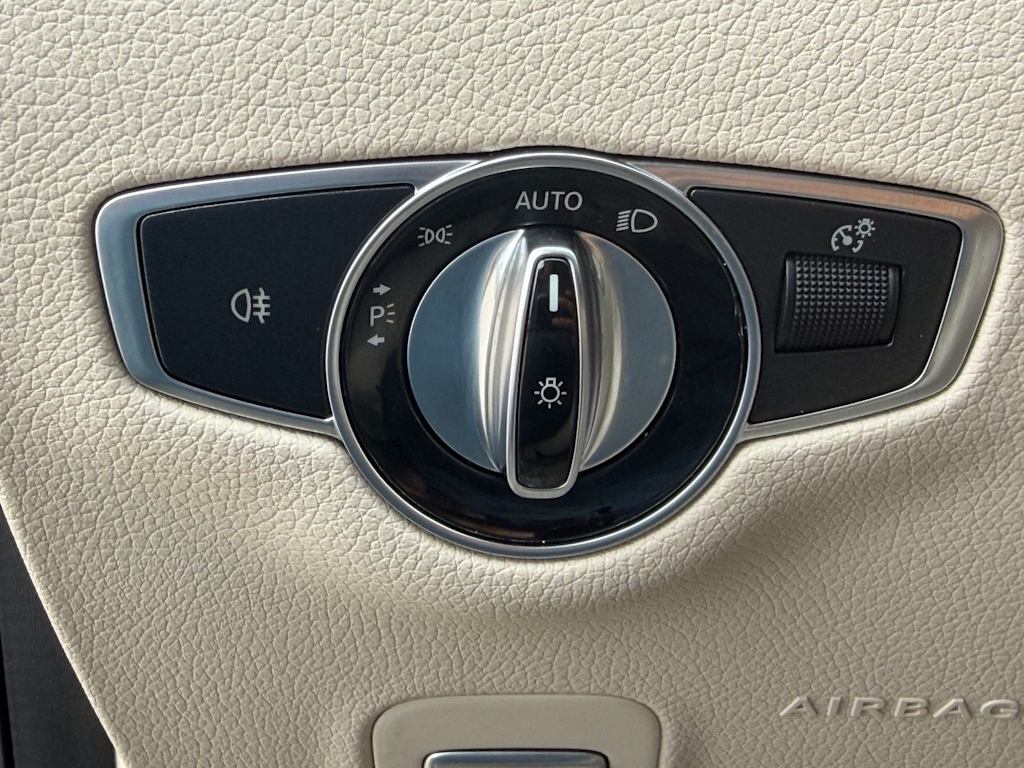 Thumbnail: 2018 Mercedes-Benz E-Class - 23