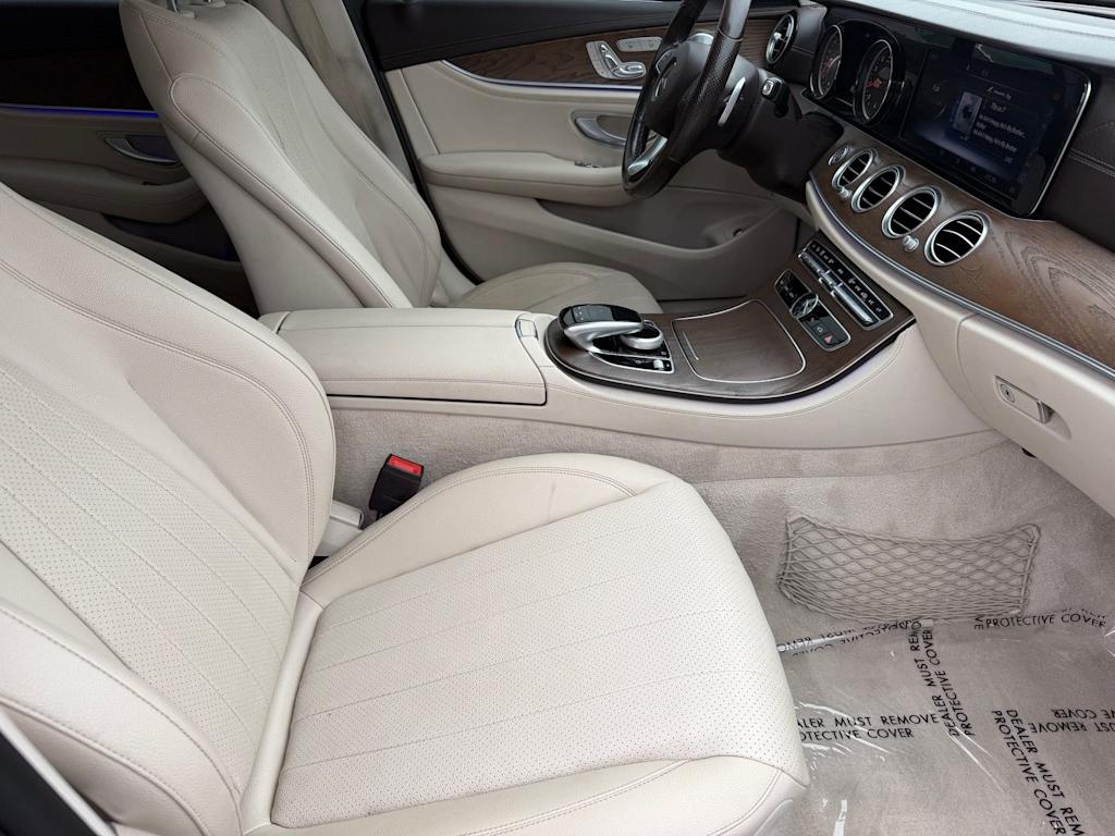 Thumbnail: 2018 Mercedes-Benz E-Class - 9