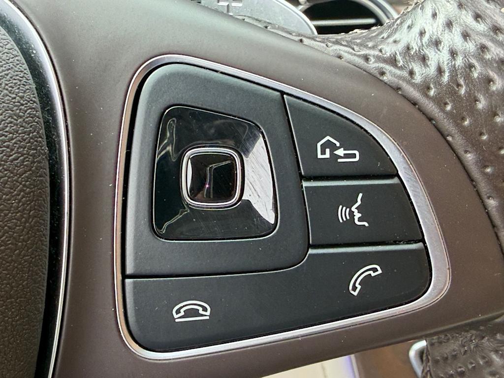 Thumbnail: 2018 Mercedes-Benz E-Class - 25