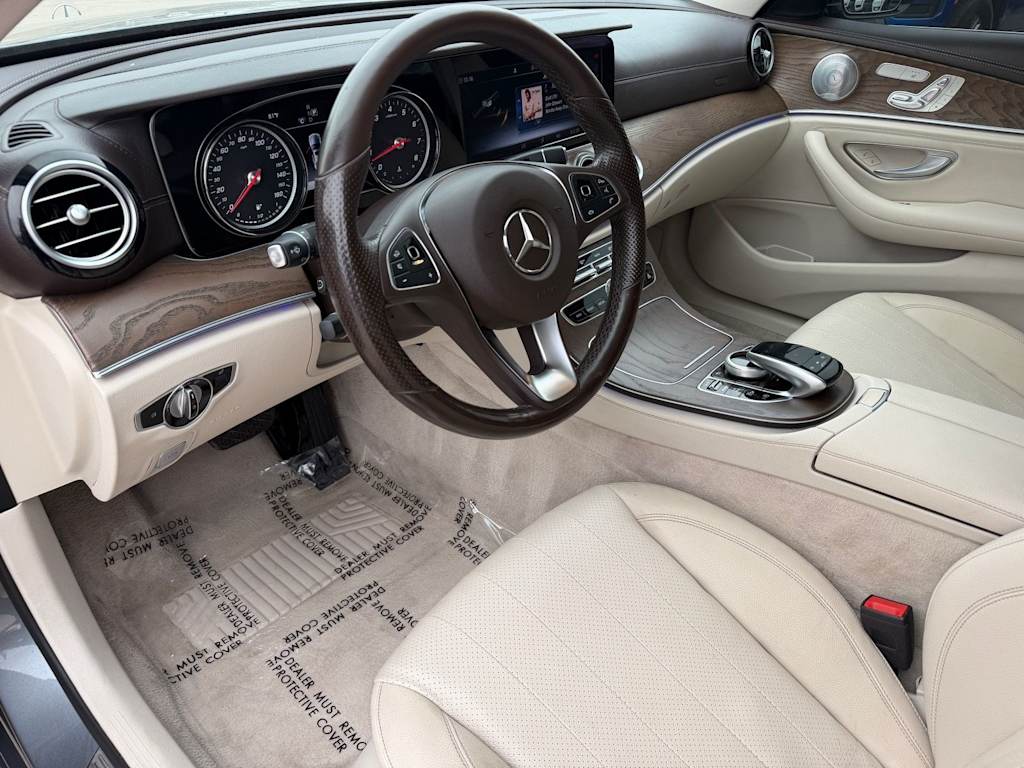 Thumbnail: 2018 Mercedes-Benz E-Class - 2