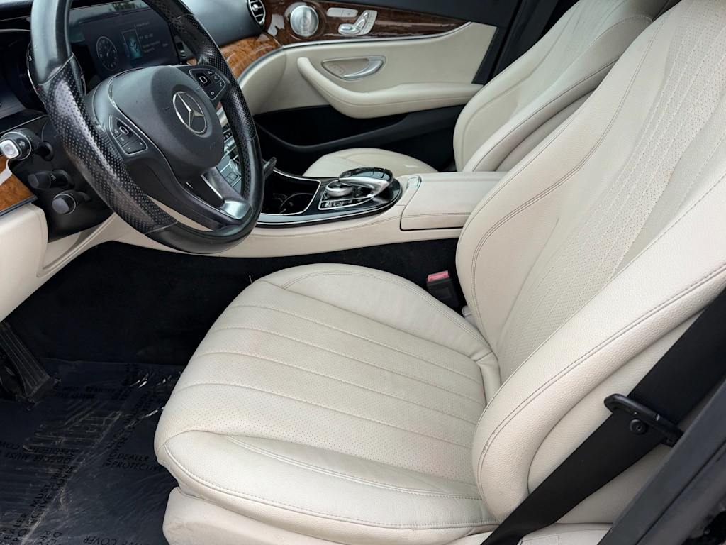Thumbnail: 2017 Mercedes-Benz E-Class - 27