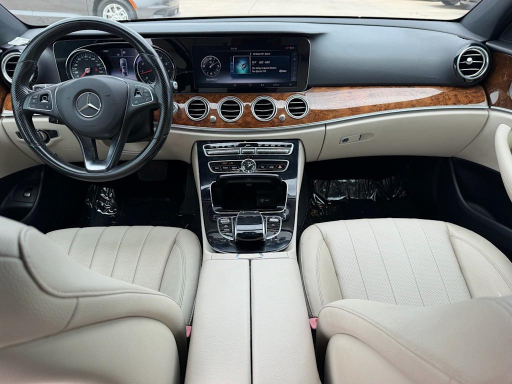 Thumbnail: 2017 Mercedes-Benz E-Class - 2