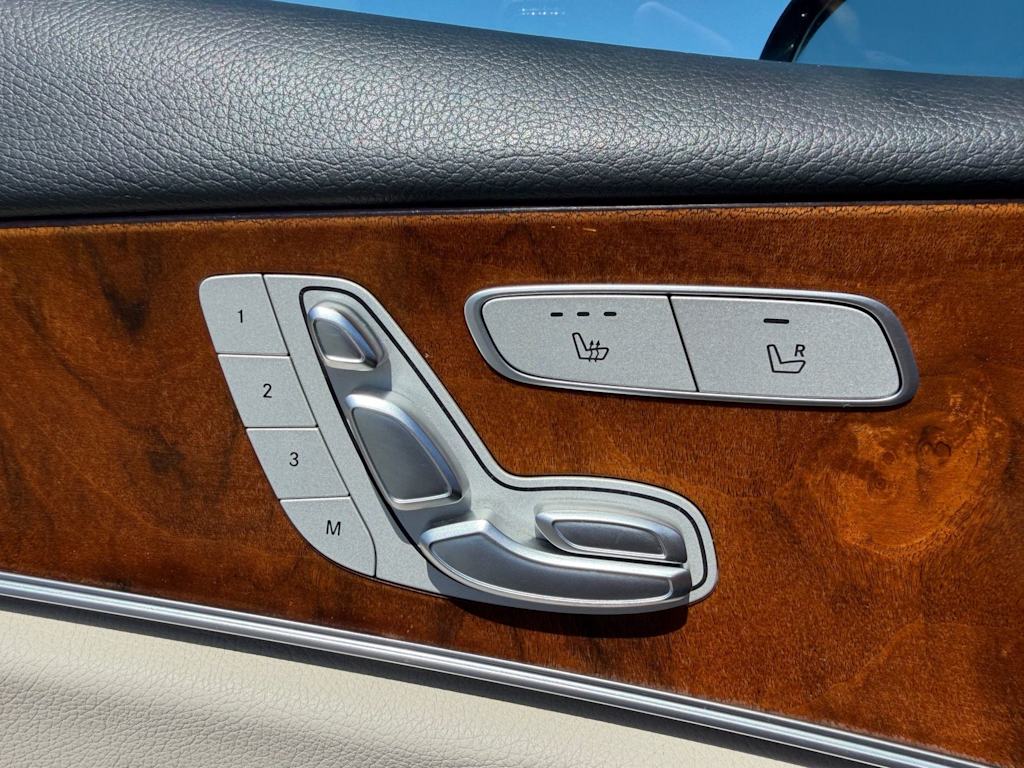 Thumbnail: 2019 Mercedes-Benz E-Class - 18