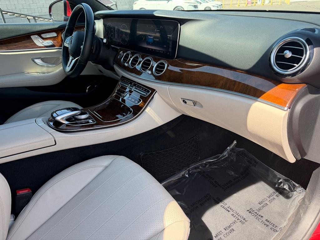 Thumbnail: 2019 Mercedes-Benz E-Class - 8