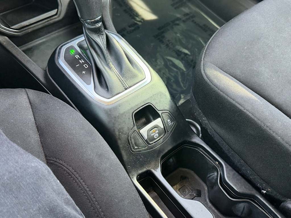 Thumbnail: 2020 Jeep Renegade - 22