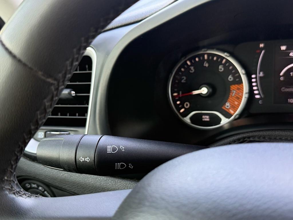 Thumbnail: 2020 Jeep Renegade - 26