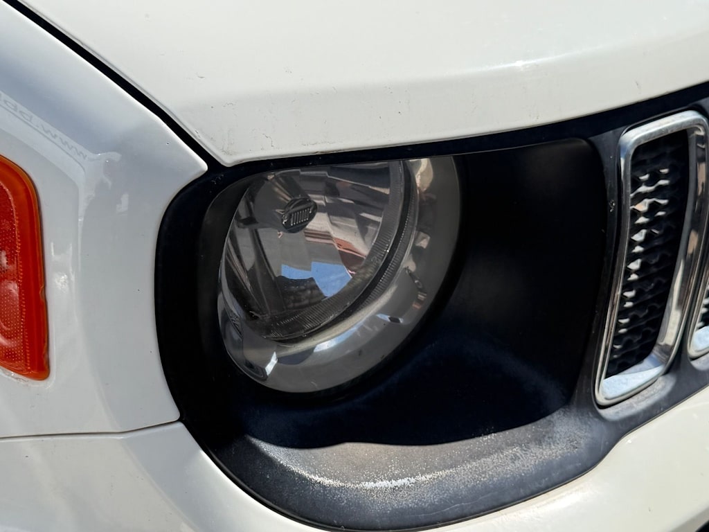 Thumbnail: 2019 Jeep Renegade - 11