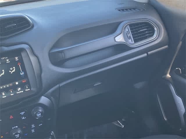 Thumbnail: 2023 Jeep Renegade - 24