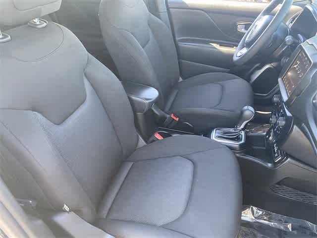 Thumbnail: 2023 Jeep Renegade - 9