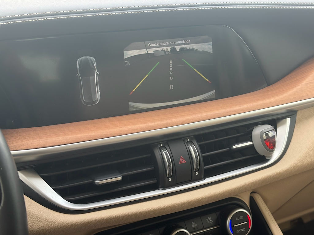 Thumbnail: 2021 Alfa Romeo Stelvio - 26