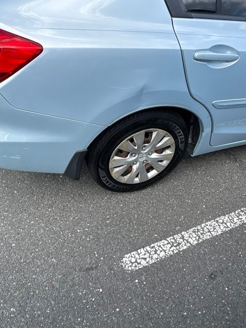 Thumbnail: 2012 Honda Civic - 4