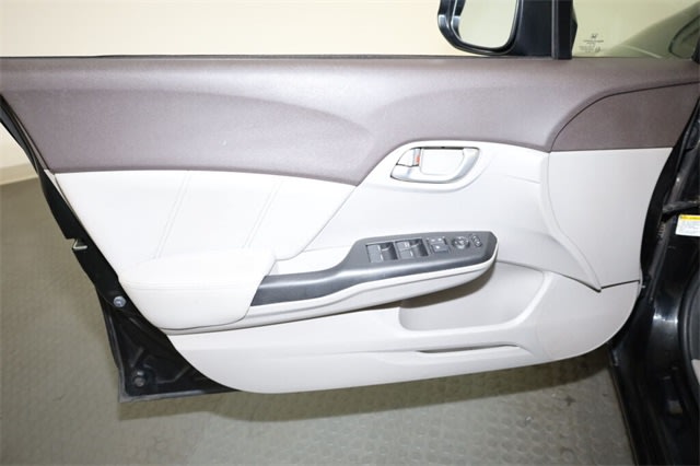 2012 Honda Civic EX-L 26