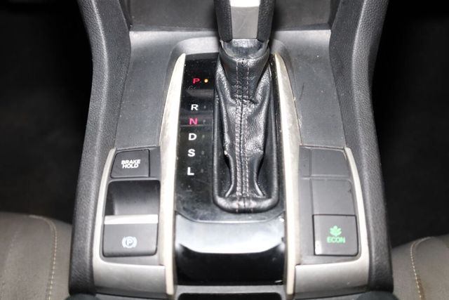 Thumbnail: 2017 Honda Civic - 16