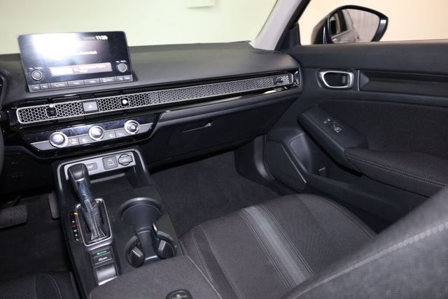 2023 Honda Civic Hatchback LX - Photo 28