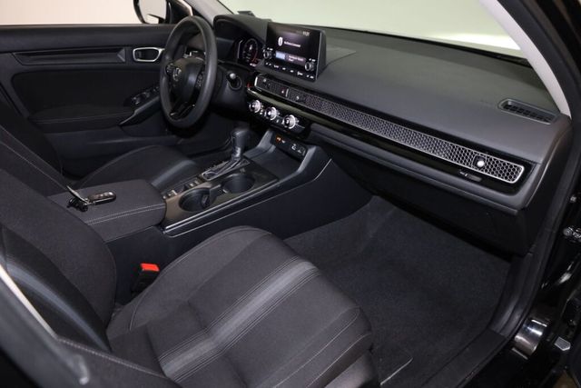 2023 Honda Civic Hatchback LX - Photo 35