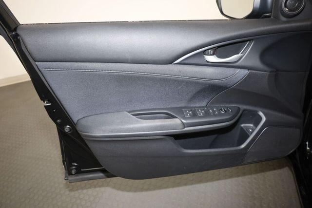 Thumbnail: 2019 Honda Insight - 27