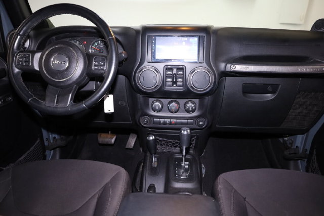 Thumbnail: 2014 Jeep Wrangler - 13