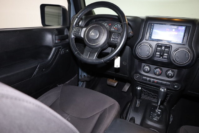 Thumbnail: 2014 Jeep Wrangler - 12