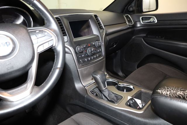 Thumbnail: 2018 Jeep Grand Cherokee - 9