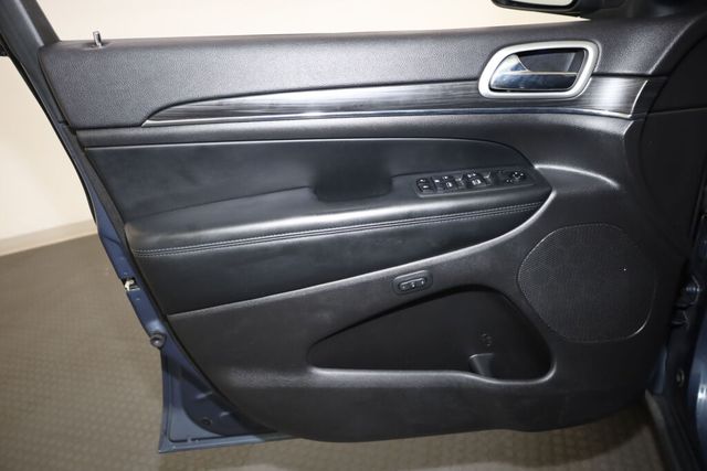 Thumbnail: 2019 Jeep Grand Cherokee - 27