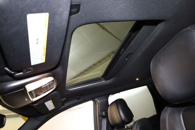 Thumbnail: 2019 Jeep Grand Cherokee - 29