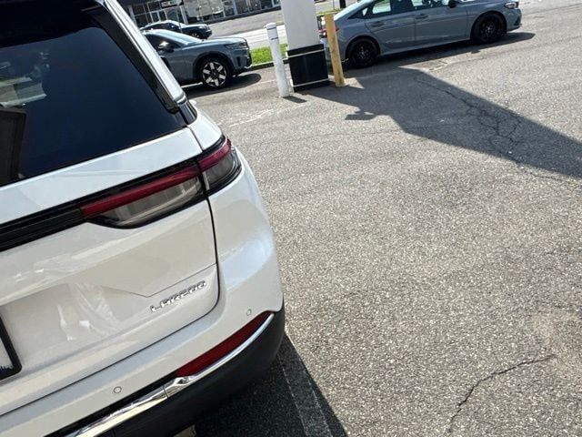 Thumbnail: 2023 Jeep Grand Cherokee - 4