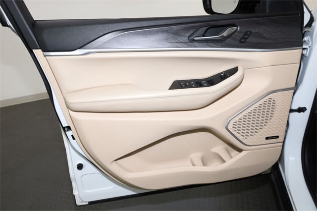 Thumbnail: 2021 Jeep Grand Cherokee L - 26