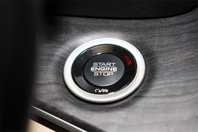 Thumbnail: 2021 Jeep Grand Cherokee L - 38