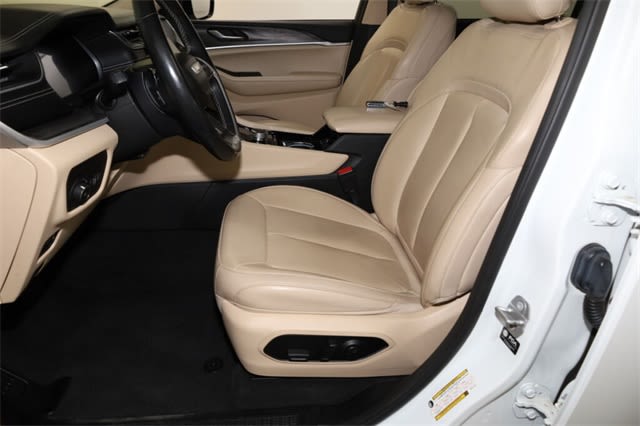 Thumbnail: 2021 Jeep Grand Cherokee L - 10