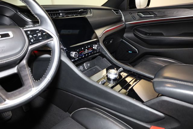 Thumbnail: 2022 Jeep Grand Cherokee L - 9