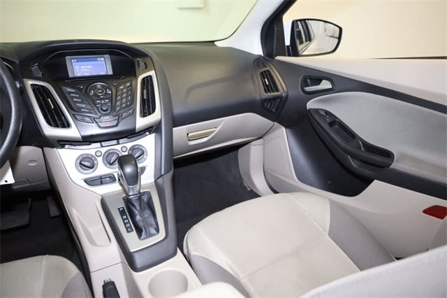 Thumbnail: 2014 Ford Focus - 14