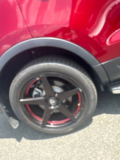 Thumbnail: 2016 Ford Explorer - 28