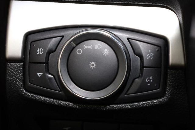 Thumbnail: 2016 Ford Explorer - 28
