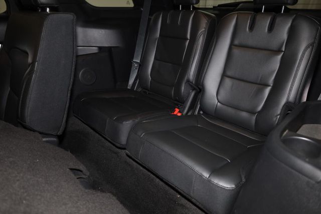 Thumbnail: 2016 Ford Explorer - 30