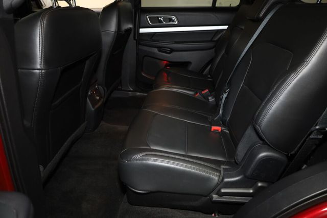 Thumbnail: 2016 Ford Explorer - 12