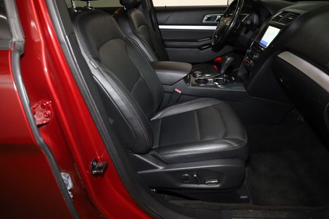 Thumbnail: 2016 Ford Explorer - 11