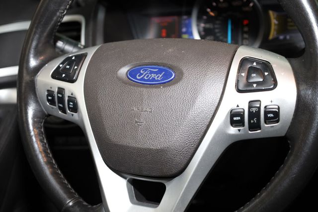 Thumbnail: 2013 Ford Explorer - 35