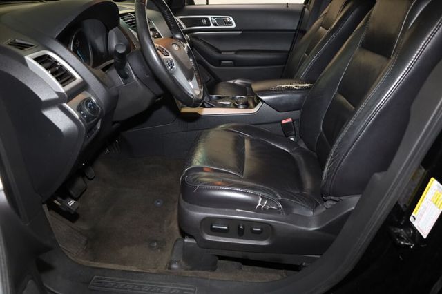 Thumbnail: 2013 Ford Explorer - 10