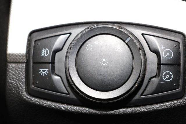 Thumbnail: 2013 Ford Explorer - 13