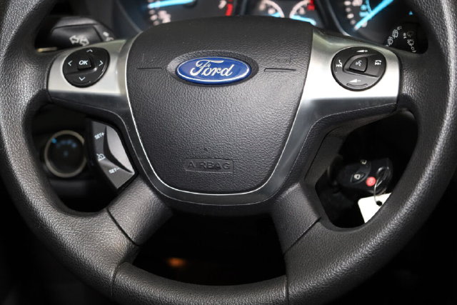 Thumbnail: 2016 Ford Escape - 35
