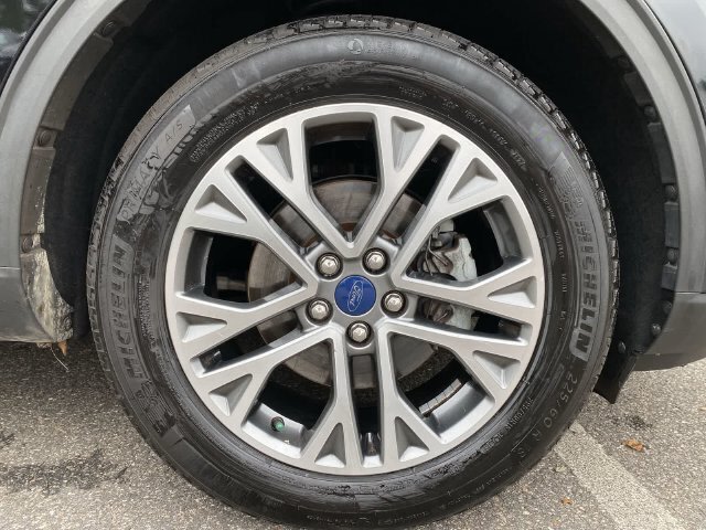 Thumbnail: 2022 Ford Escape - 28